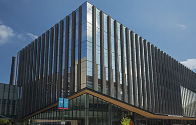 Exterior del Edificio de Atención Especializada.