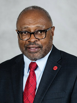 Dr. Darryl Pendleton, Associate Dean for Student and Diversity Affairs in the UIC College of Dentistry